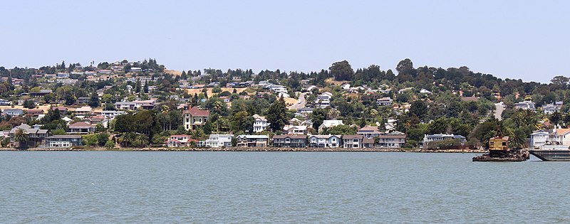 File:Benicia, CA USA - panoramio (13) (cropped).jpg