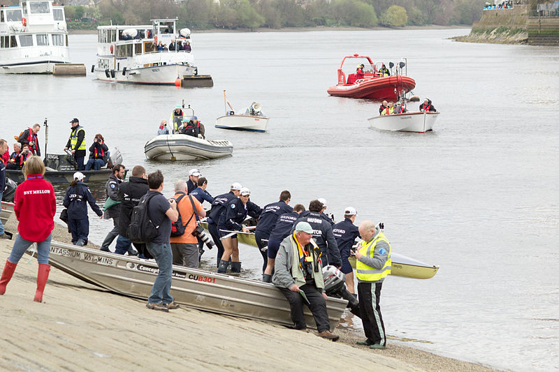 File:Boat Race 2014 - Reserve Race (29).jpg