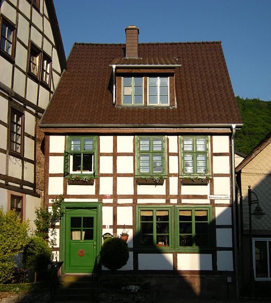 File:Bodenwerder-Fachwerkhaus.jpg