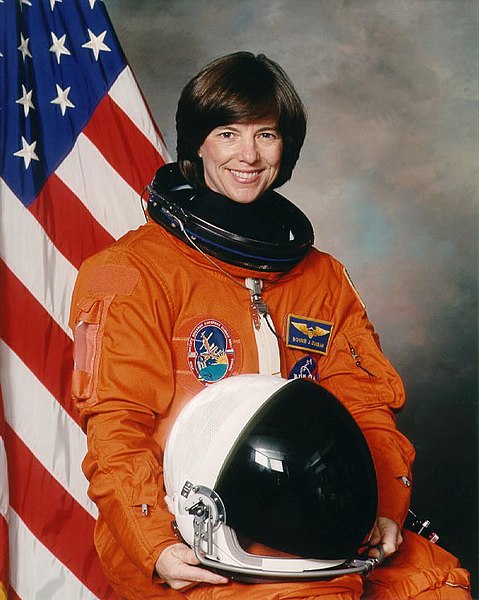 File:Bonnie J. Dunbar.jpg