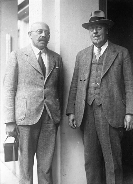 File:Bundesarchiv Bild 102-12053, Rudolf Lasarewitsch Samoilowitsch und Hugo Eckener.jpg