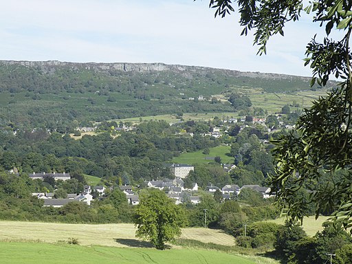 Calver Village, Calver Mill and Froggatt Edge, from Hassop Road, near Calver - geograph.org.uk - 3348601