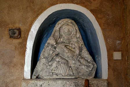 Camarsac Saint-Saturnin church Pietà.jpg