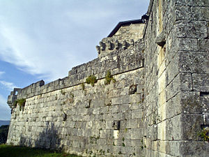 Castelo de Maceda 2.JPG