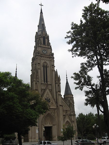 File:Catedral Mercedes Frente.JPG