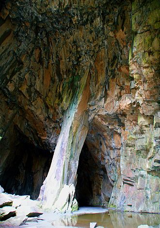 The large pillar in 'The Cathedral' in Cathedral Quarries Cathedral Quarries Pillar.jpg
