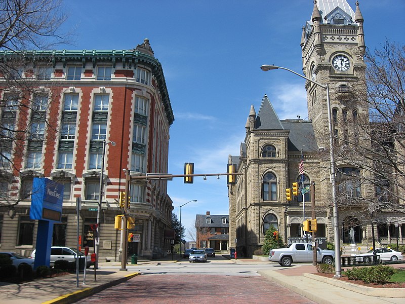 File:Central Butler Historic District.jpg