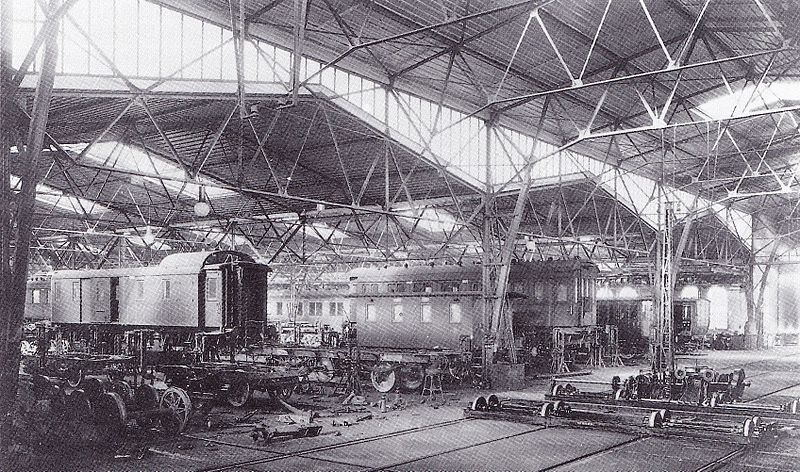 File:Centralwerkstätte München Wagenwerkstätte von 1893.jpg