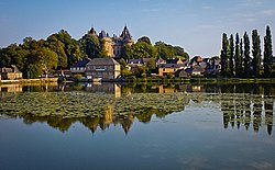 Château de Combourg ja Lac Tranquille