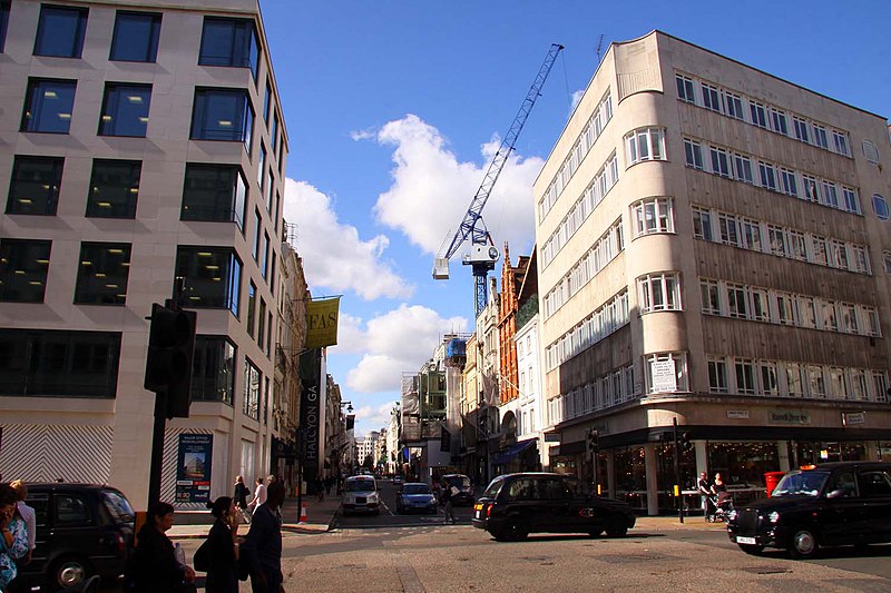 File:Conduit Street crosses New Bond Street - geograph.org.uk - 2192003.jpg