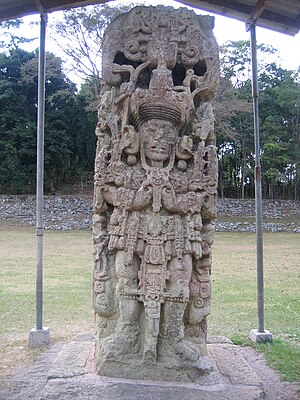 Copán Maya stelae 2.jpg