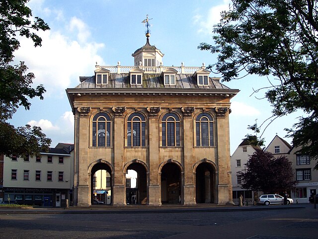 County Hall, completed in 1680