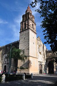 Cuernavaca Cathedral (7529010768).jpg