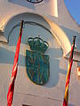 Heraldic coat of arms in the façade of the City Hall of Villanueva del Pardillo.