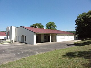 École maternelle du groupe scolaire Pierre Fortin.