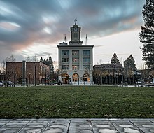 The Empire Building at Old Courthouse Square in downtown Santa Rosa DowntownSquare.jpg