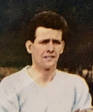 <span class="mw-page-title-main">Graham Shaw (footballer, born 1934)</span> English footballer and manager