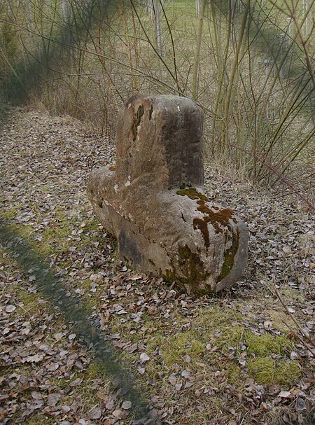 Erlangen Kriegenbrunn Steinkreuz 001