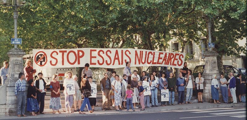 Fichier:Essais nucleaires manif.jpg