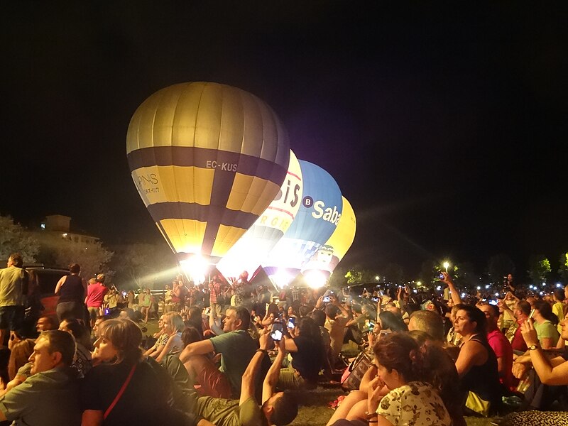 File:European Balloon Festival 2017 Saturday - 016.jpg