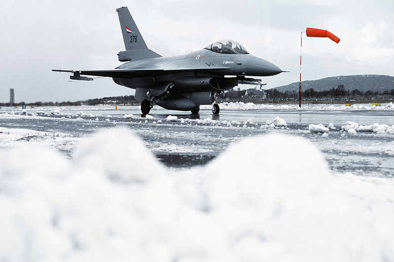 File:F-16 at Bodø Main Air Station.jpg