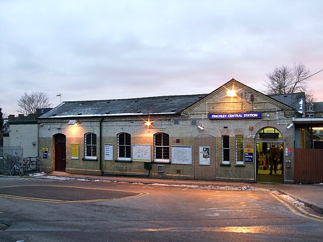 The main building of Finchley Central station in February 2009