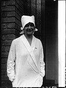 Nelly Martyl en infirmière, lors de l'inauguration de la Fondation Nelly Martyl, en 1929