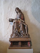 Pietà-grupp, träskulptur från 1400-talets mitt.