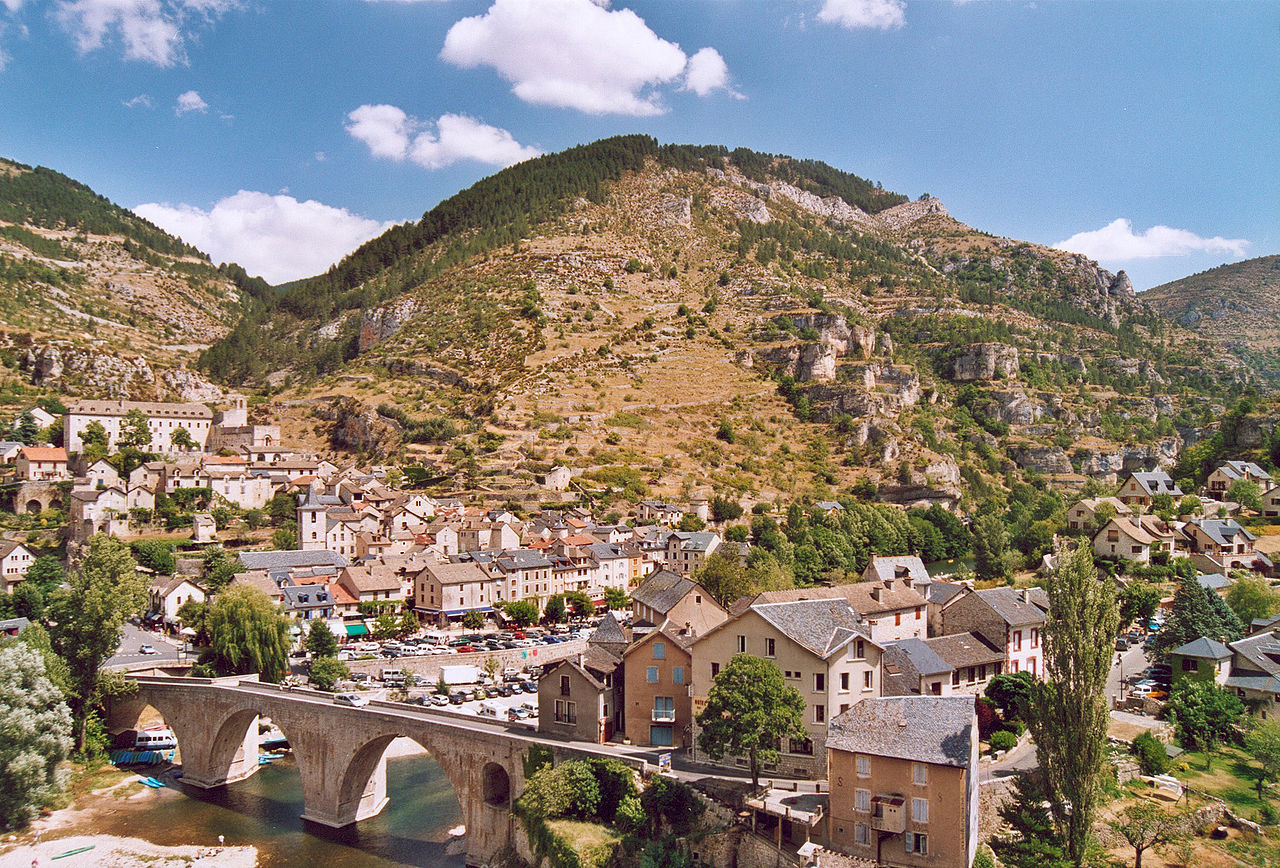 Gorges du Tarn 1280px-France_Lozere_Sainte-Enimie_01