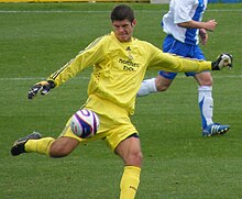 Forster playing for Newcastle United in 2008 Fraser Forster.jpg