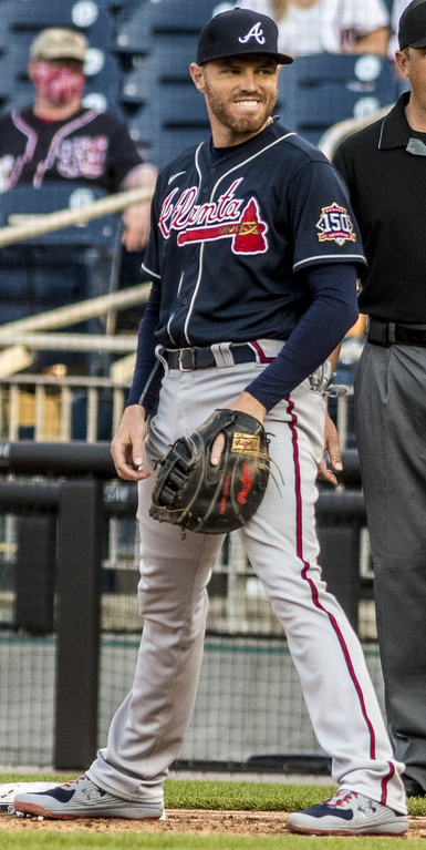 File:Dansby Swanson throws ball in from Nationals vs. Braves at Nationals  Park, April 6th, 2021 (All-Pro Reels Photography) (51101531496)  (cropped).png - Wikimedia Commons