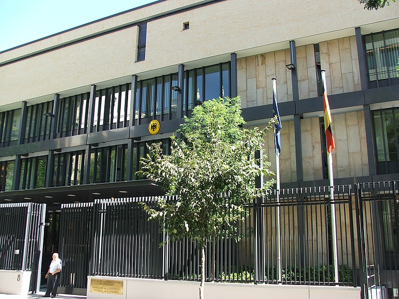 File:German embassy Madrid 2270.JPG