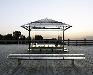 <i>Glass Tea House - KOU-AN</i> Japanese teahouse created by Tokujin Yoshioka