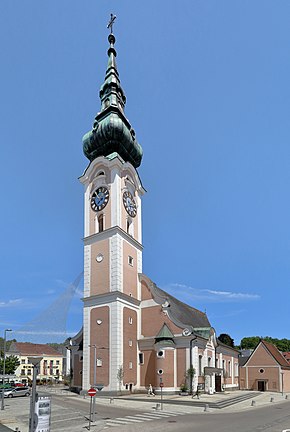 Grieskirchen - Kirche.JPG