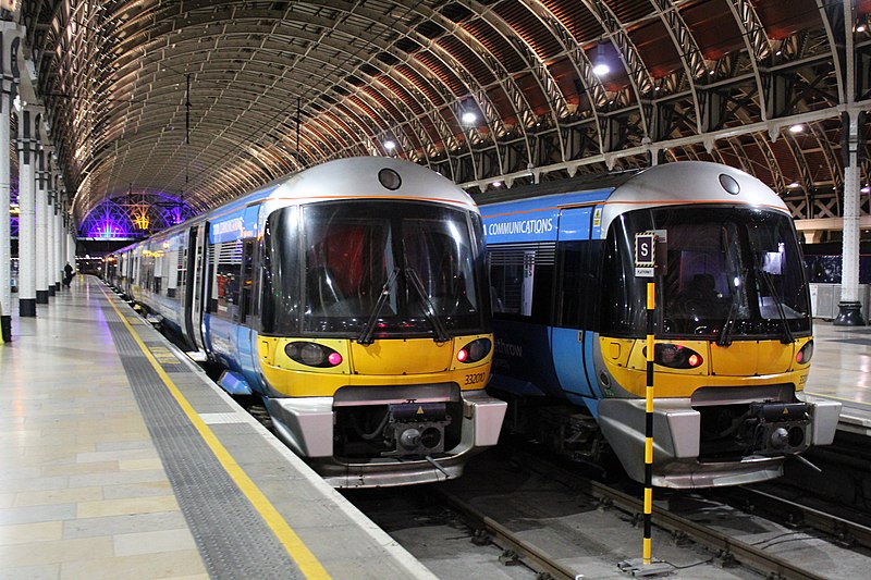 File:Heathrow Express 332003 and 332010 at Paddington.jpg