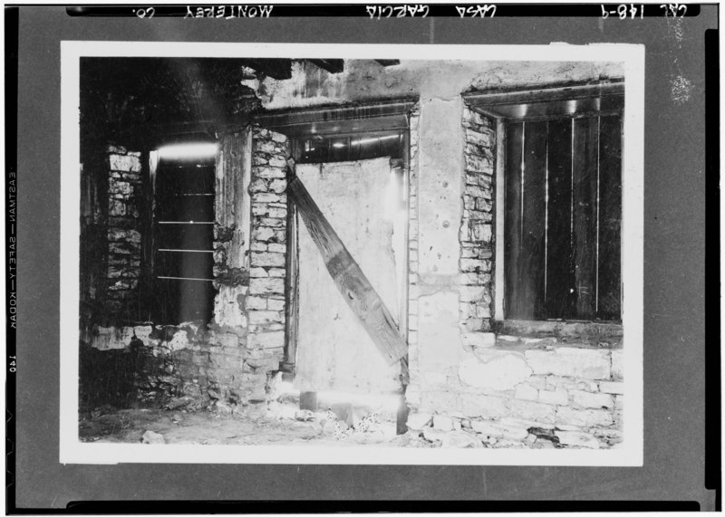 File:Historic American Buildings Survey Freeman Collection, Monterey INTERIOR AND FRONT DOOR FROM WEST - Francisco Garcia House, Van Buren and Jackson Streets, Monterey, Monterey HABS CAL,27-MONT,25-8.tif