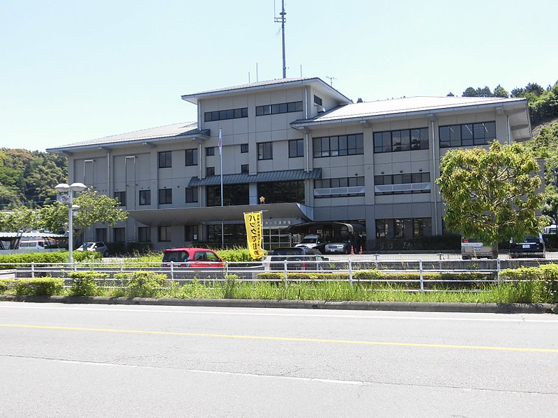 File:Hitoyoshi Police Station.JPG