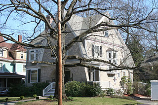 <span class="mw-page-title-main">House at 1008 Beacon Street</span> Historic house in Massachusetts, United States