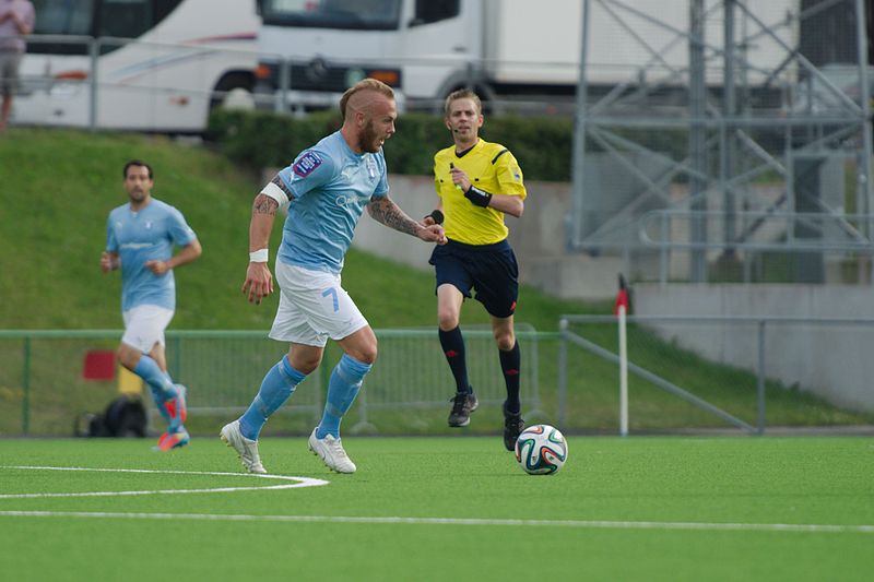 File:IF Brommapojkarna-Malmö FF - 2014-07-06 17-51-06 (7394).jpg