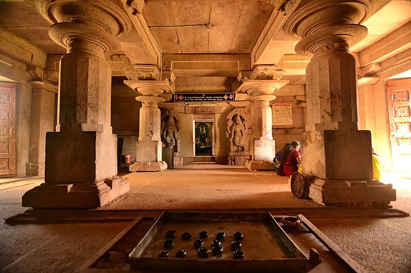 File:Interiors of Chennakeshava Temple - Kaidala.JPG