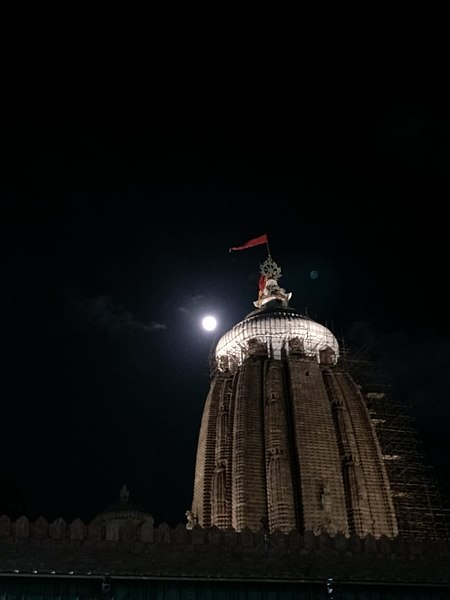 File:Jagannath Temple Night view full moon day, Puri, Odisha.jpg