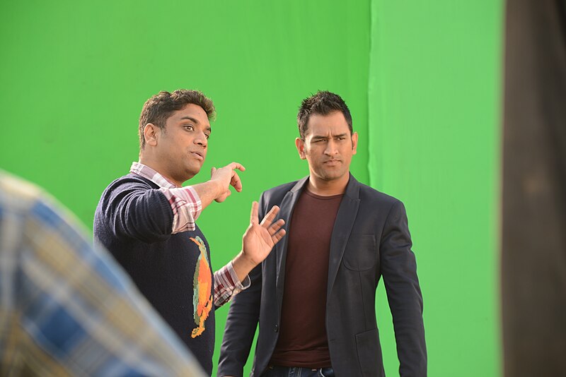 File:Jaydeep Sarkar with MS Dhoni.jpg