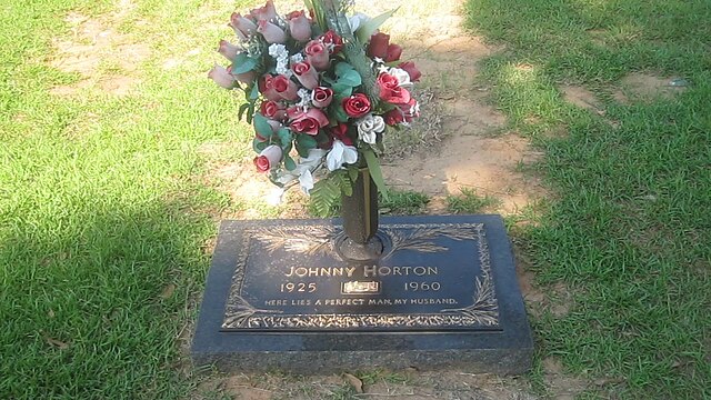 Horton's grave marker