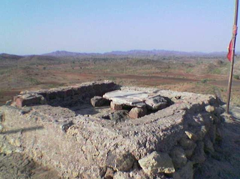 File:Kadia Dungar caves landmark.jpg