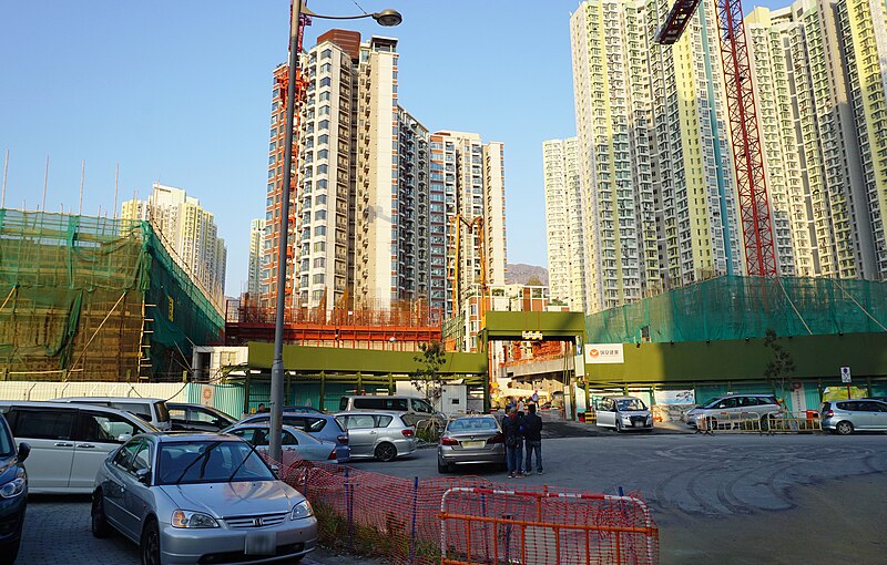 File:Kai Long Court under construction in February 2017.jpg