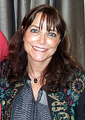 Allen at the Chiller Theatre Expo in 2013 Karen Allen (8707577445).jpg