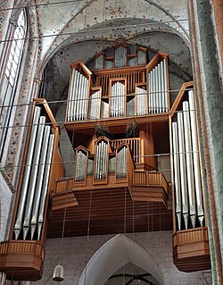 Lübeck Marienkirche Orgel (1).jpg