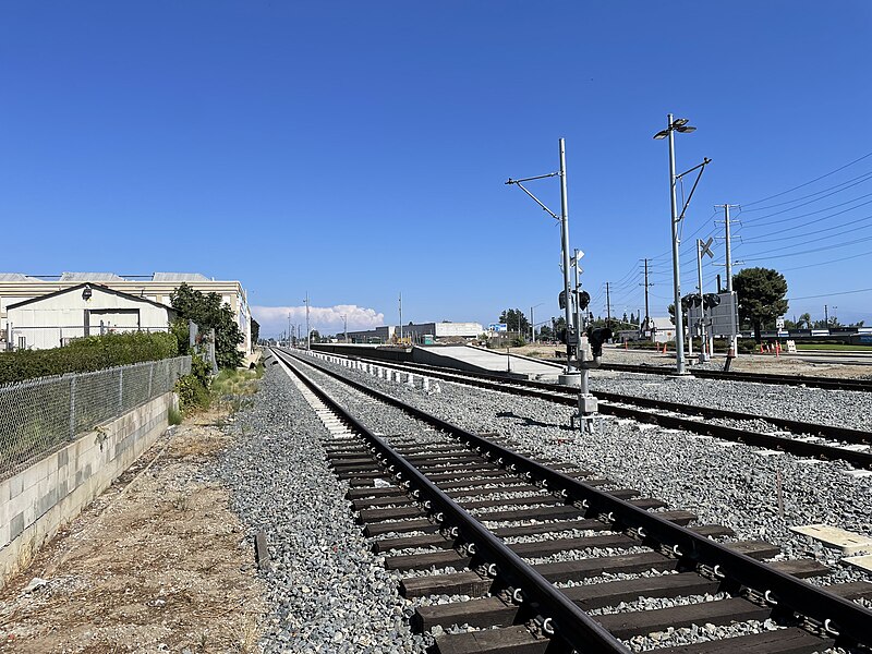 File:La Verne station under construction, August 2023.jpg