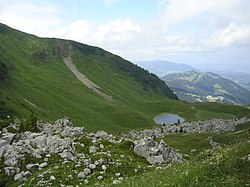 Lac Sud ve Nord de la Case.JPG