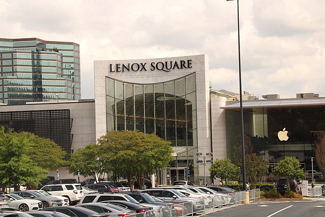 Lenox Square Mall, Peachtree Road entrance after renovation